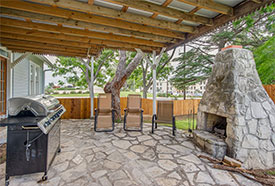 Fredericksburg Texas vacation rental house fireplace